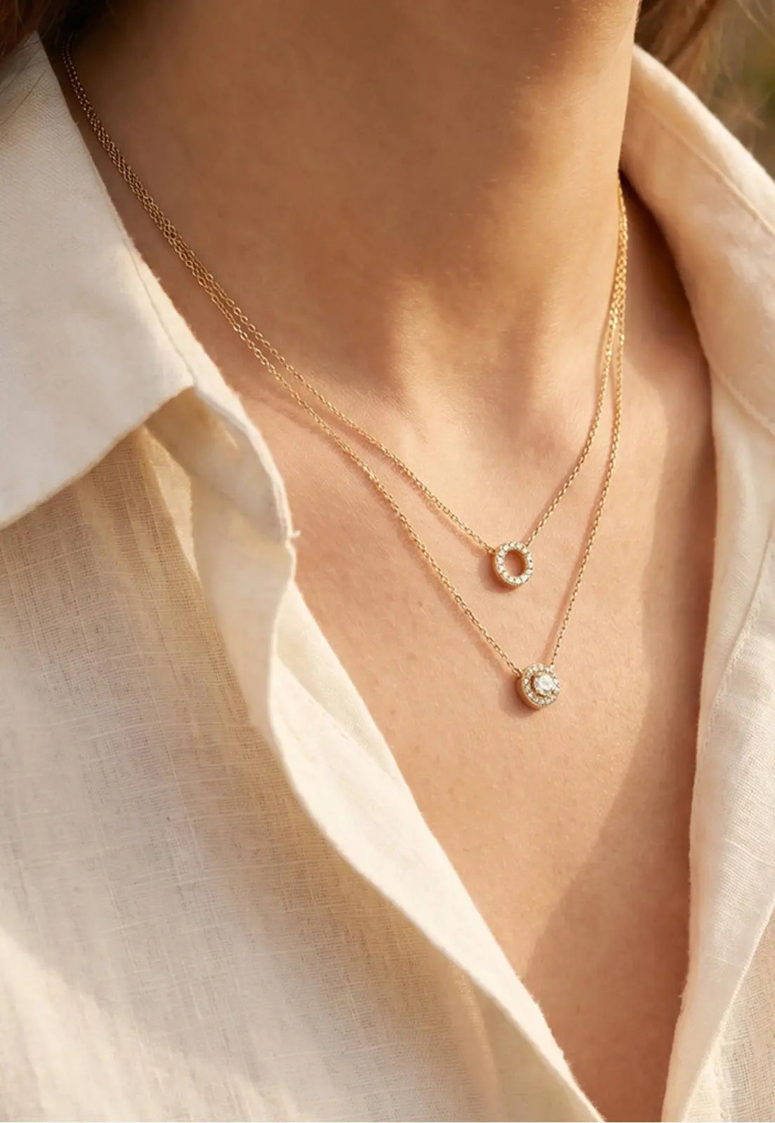 Colar Lotus Style Bliss Dourado LS2736-1/2 — colar em uso